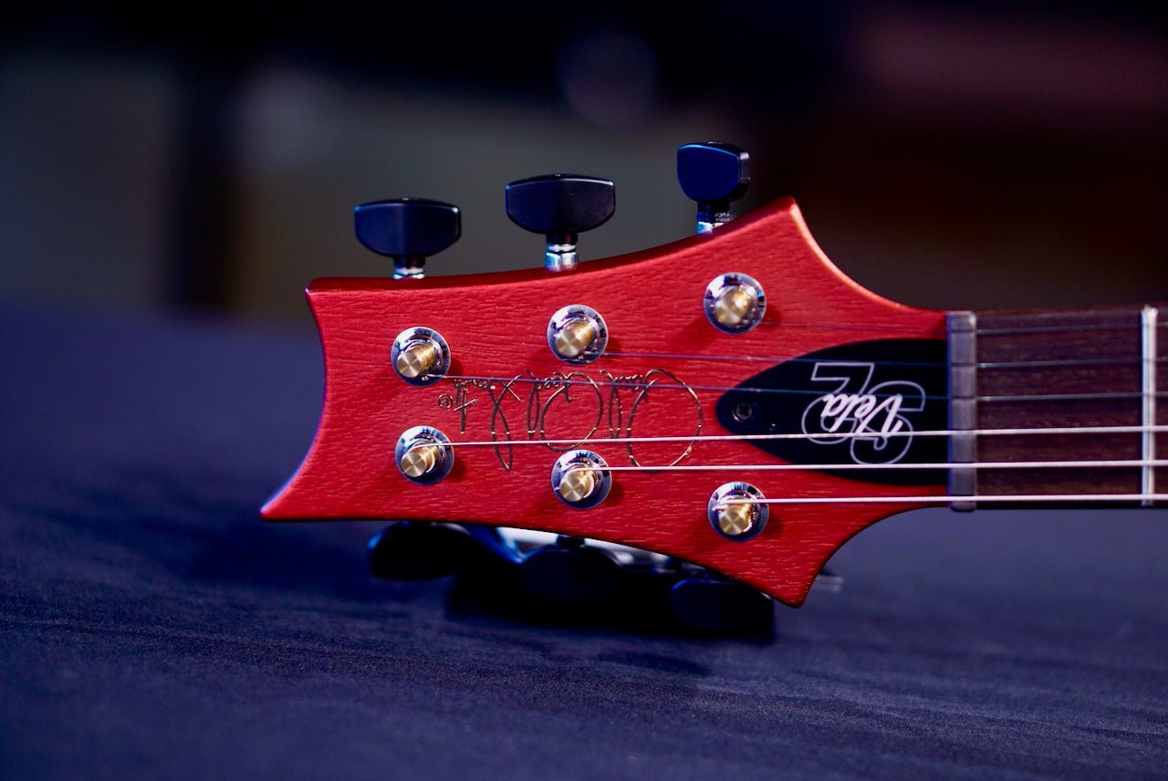 PRS S2 Vela Semi-Hollow Satin Red Apple Metallic S2082775