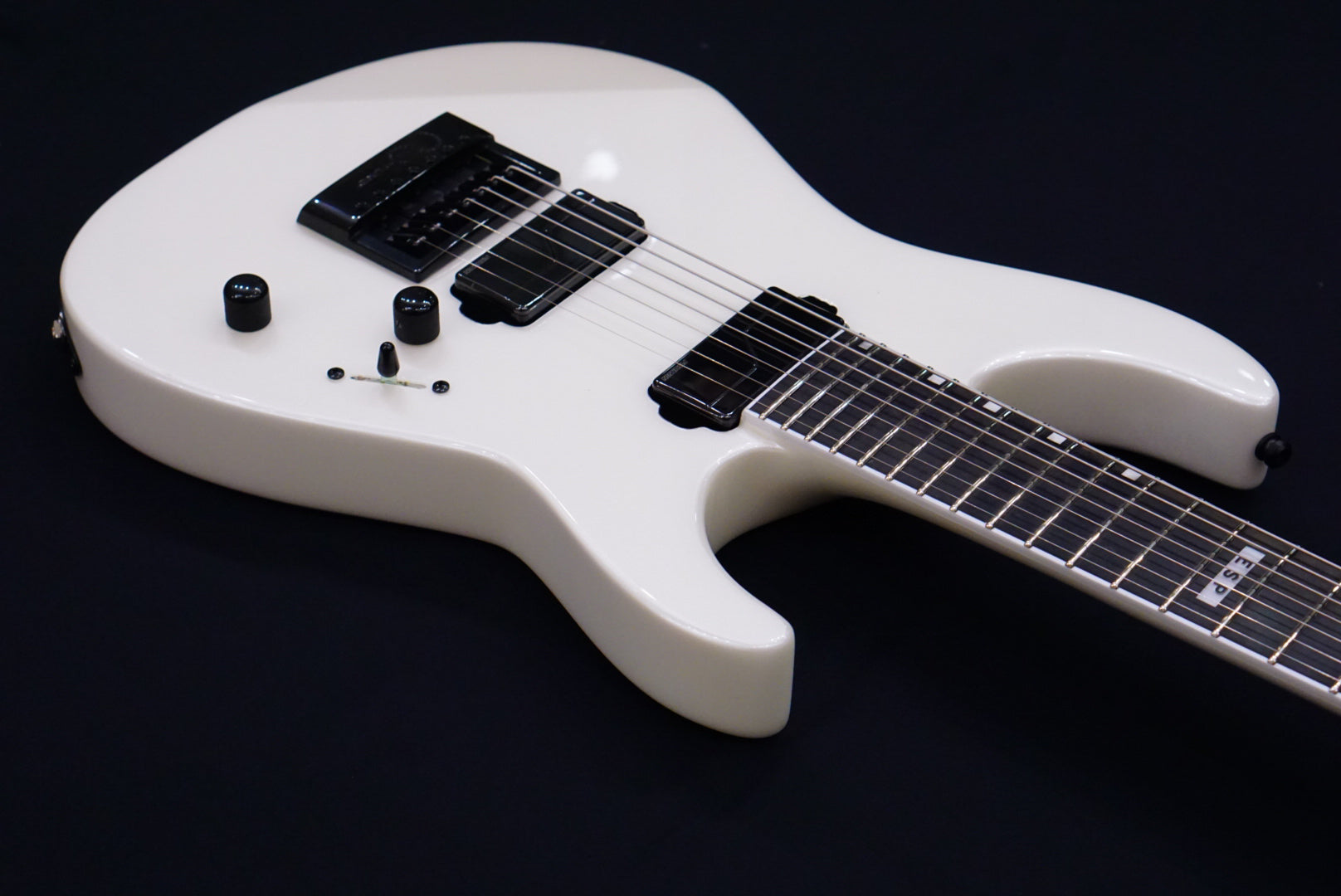 E-II M-II7 baritone evertune Pearl White ES1063223 - HIENDGUITAR   E-II GUITAR