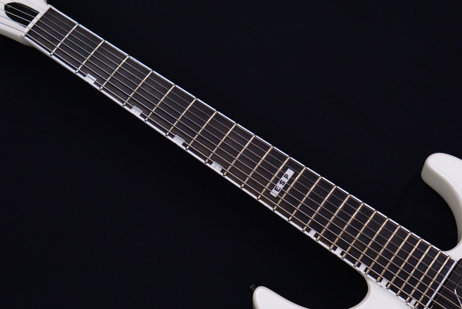 E-II M-II7 baritone evertune Pearl White ES1063223 - HIENDGUITAR   E-II GUITAR