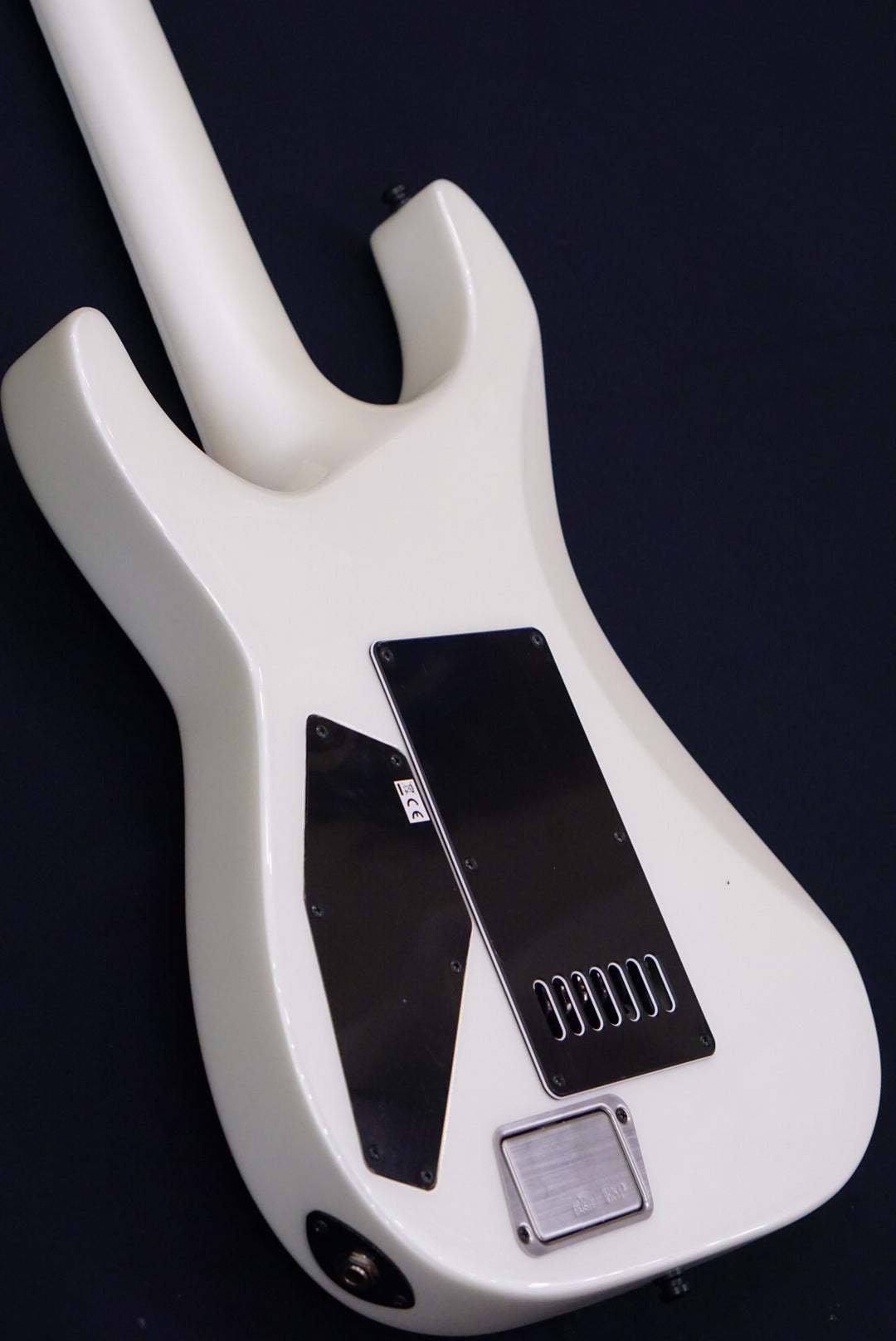 E-II M-II7 baritone evertune Pearl White ES1063223 - HIENDGUITAR E-II GUITAR