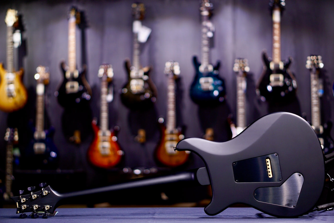 RESERVED PRS 40th Anniversary Custom 24 Satin Limited Edition Fire Smokeburst 0413150