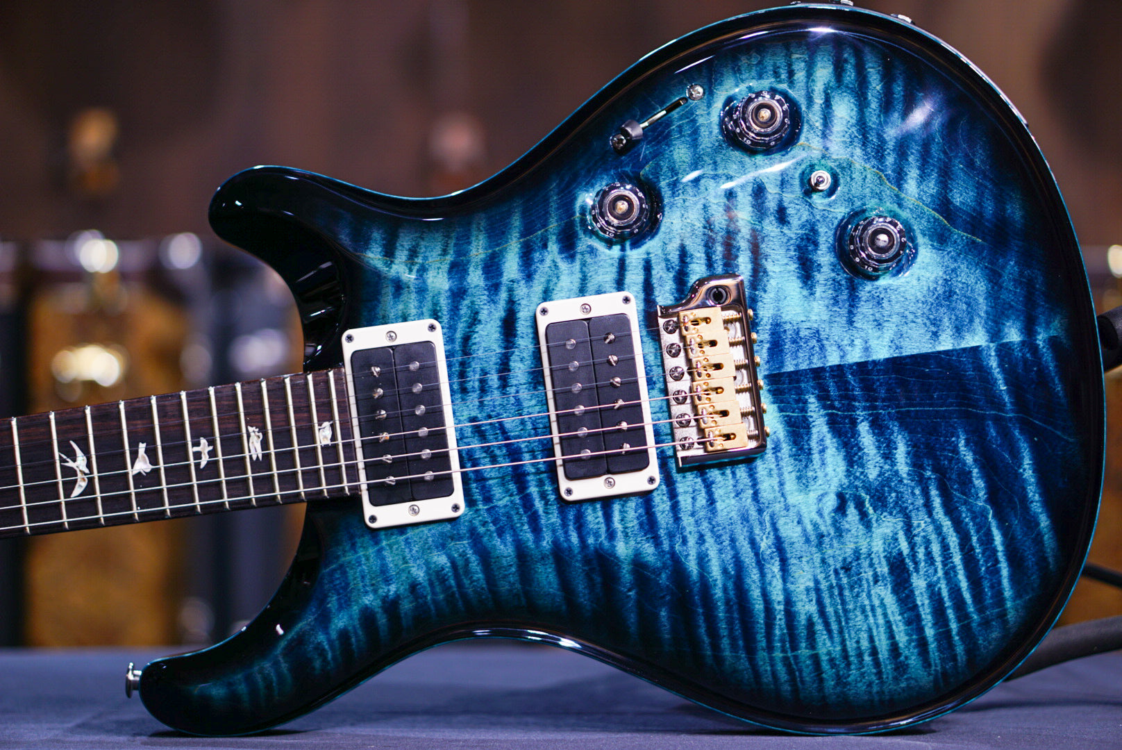 PRS Custom 24 Piezo Cobalt Smokeburst 0388937