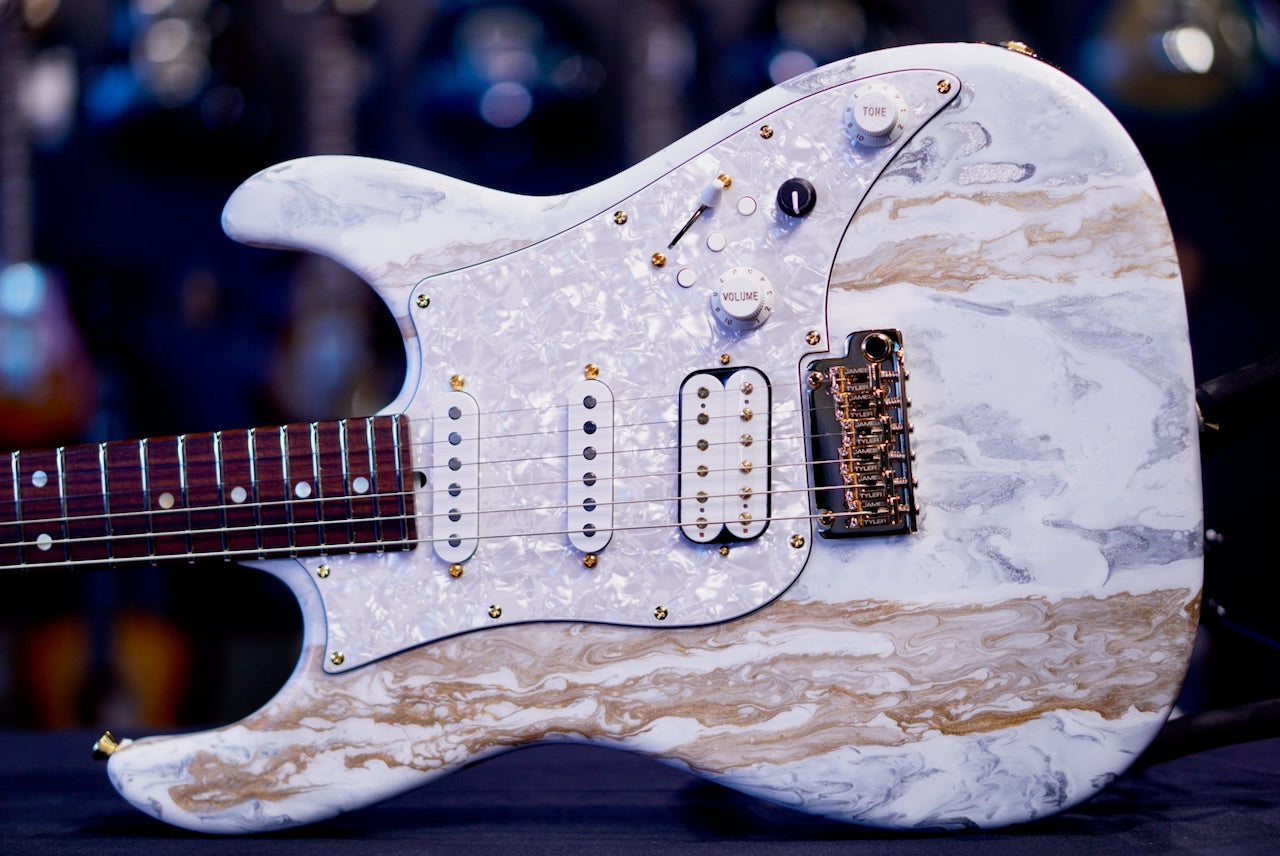 James Tyler Dann Huff Studio Elite HDX in White Shmear 25661