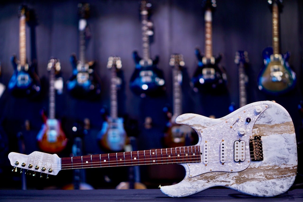 James Tyler Dann Huff Studio Elite HDX in White Shmear 25659