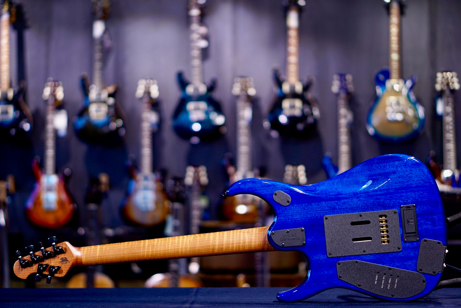 Ernie Ball Music Man JP15 Ultra Marine Quilt H09327