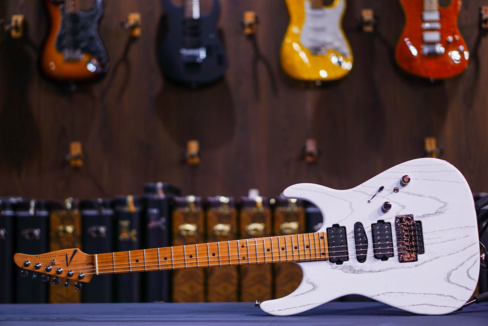 Tom Anderson Angel Player Satin Organic Grain White with Black * 06-22-24A *