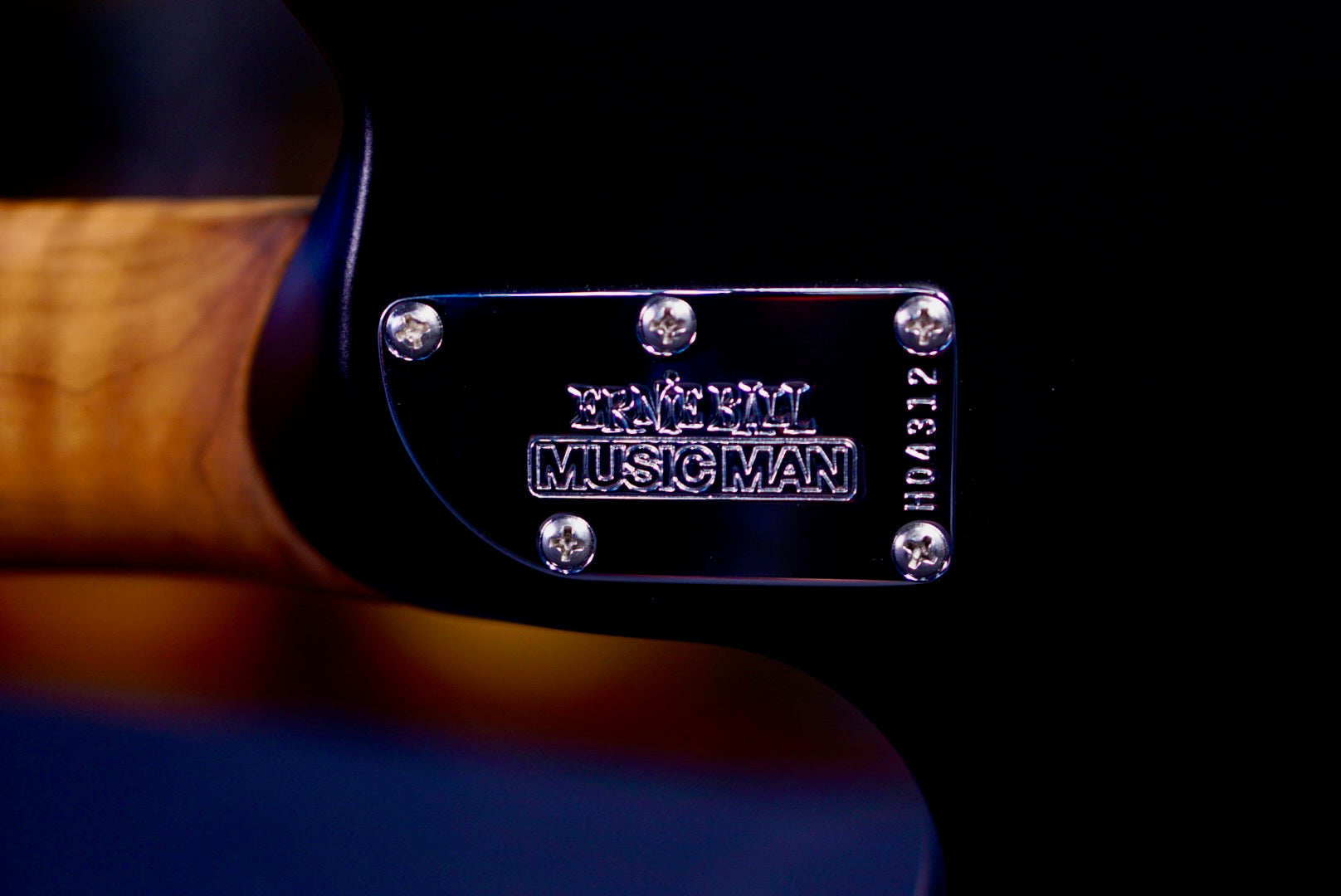 Ernie Ball Music Man Axis Honey Pot Flame H04312