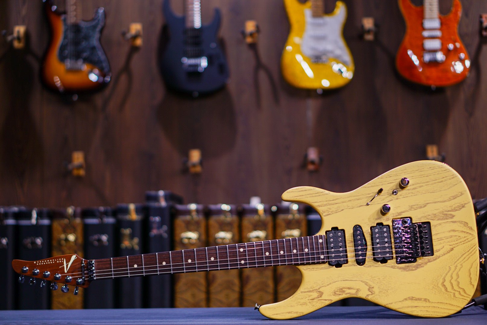 Tom Anderson Angel Player Satin Organic Grain Butterscotch with Brown * 08-10-24N *
