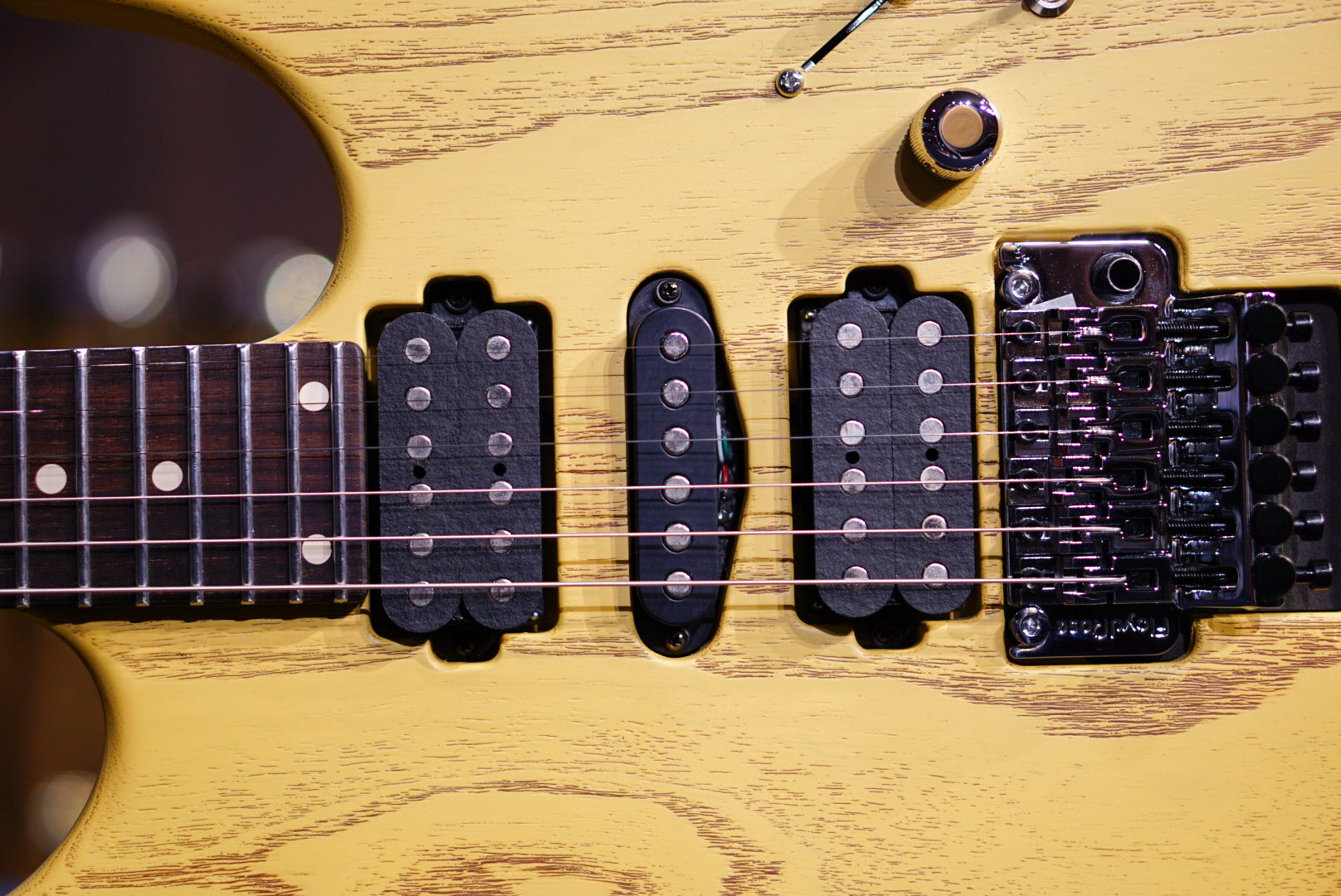 Tom Anderson Angel Player Satin Organic Grain Butterscotch with Brown * 08-10-24N *