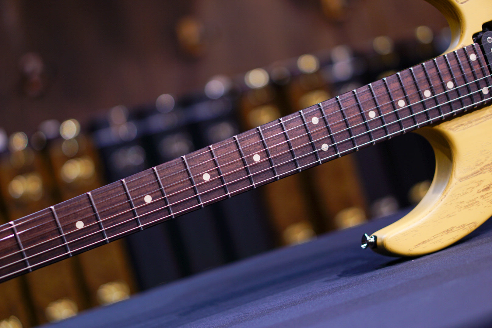 Tom Anderson Angel Player Satin Organic Grain Butterscotch with Brown * 08-10-24N *