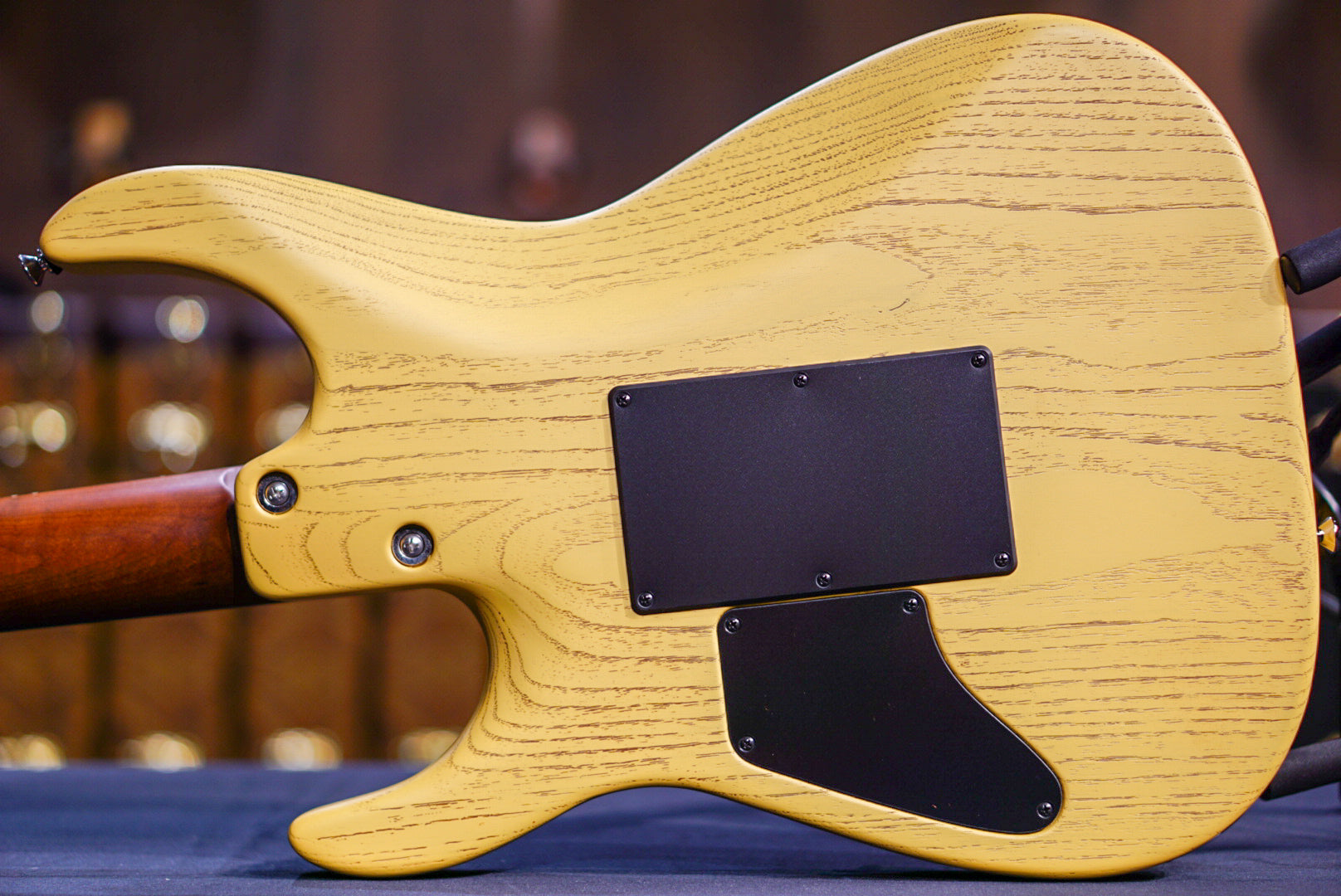 Tom Anderson Angel Player Satin Organic Grain Butterscotch with Brown * 08-10-24N *