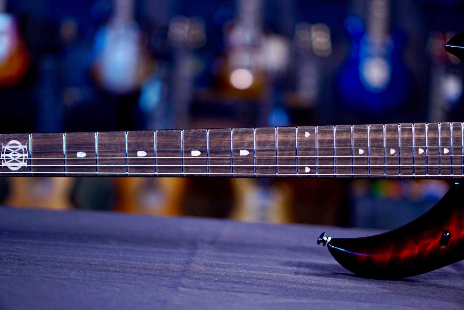 Ernie Ball Music Man Majesty Red Nebula 6-String M019734