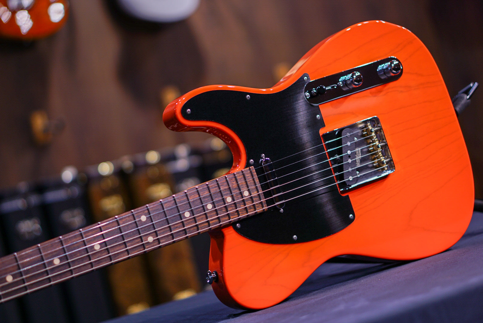 Suhr Classic T Custom Antique Trans Fiesta Red 82984