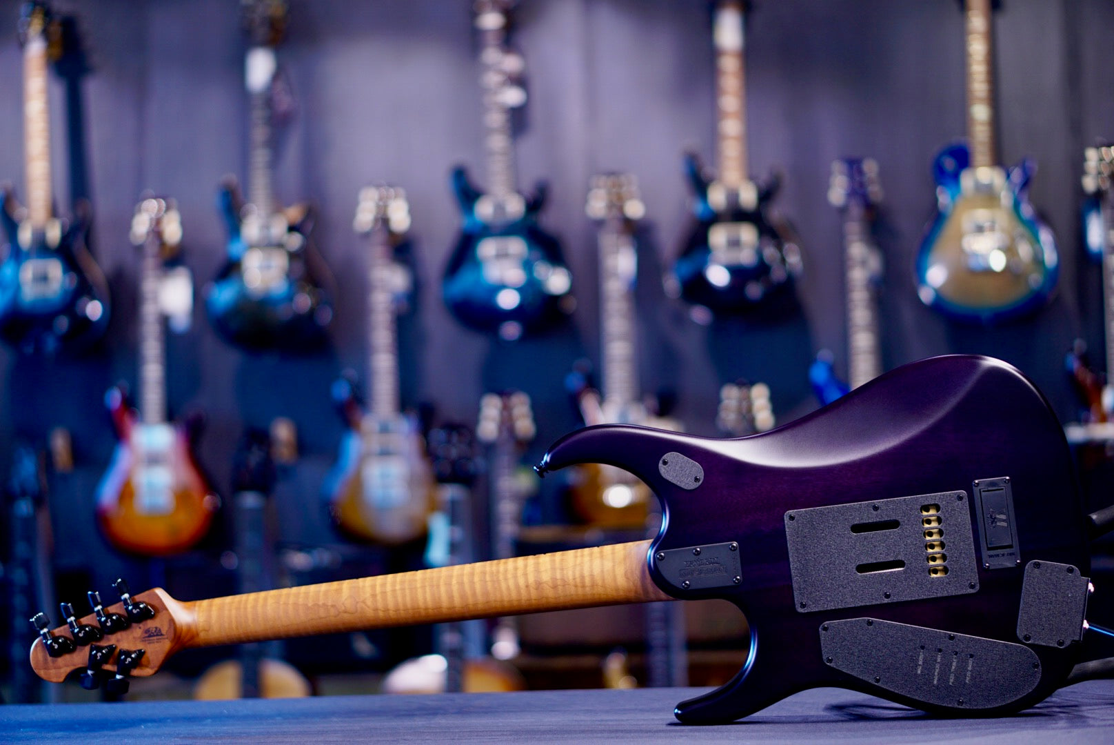 Ernie Ball Music Man JP15 Translucent Black Quilt H09853