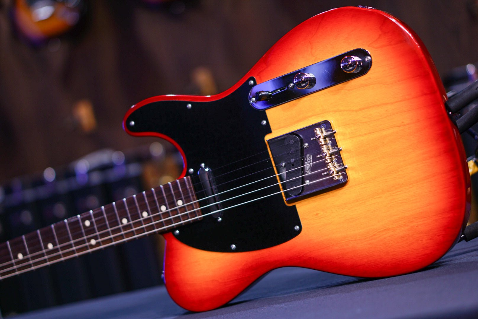 Suhr Classic T Custom Antique Aged Cherry Burst 82976