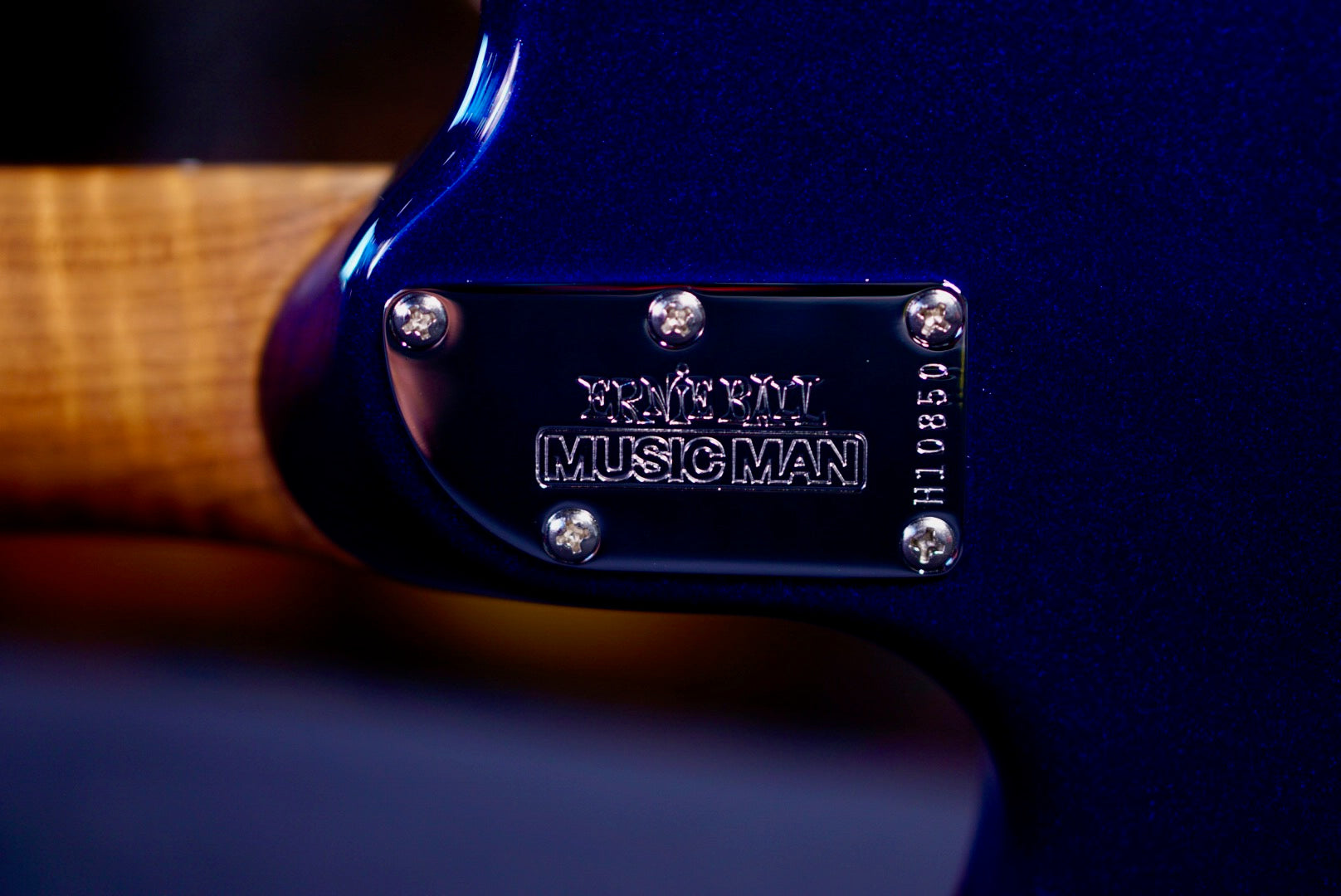 Ernie Ball Music Man Luke 4 HSS Butane Blue H10850