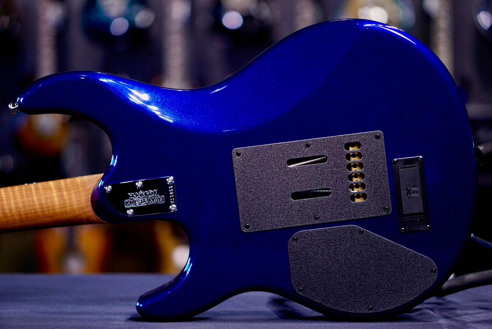 Ernie Ball Music Man Luke 4 HSS Butane Blue H10850