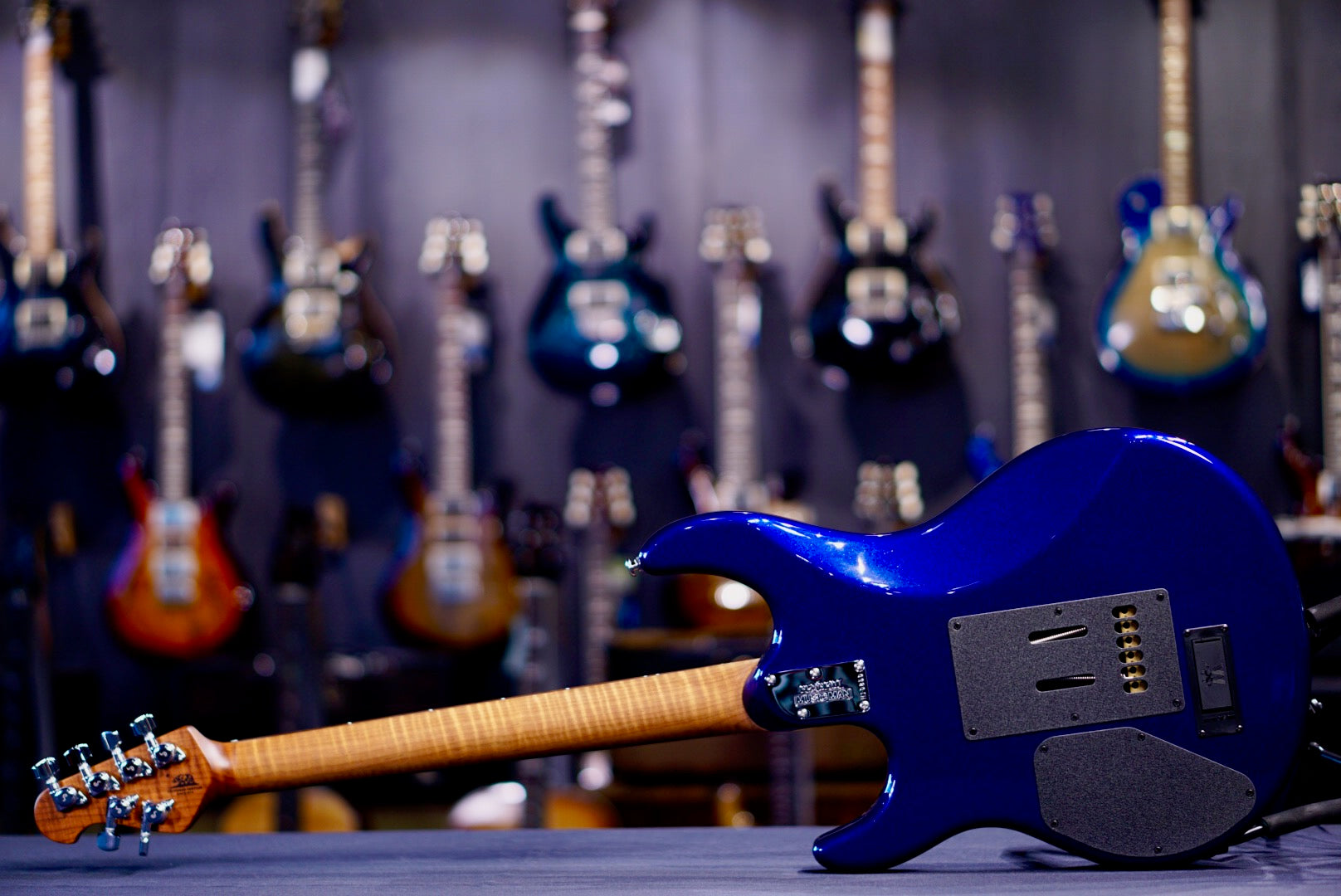 Ernie Ball Music Man Luke 4 HSS Butane Blue H10850