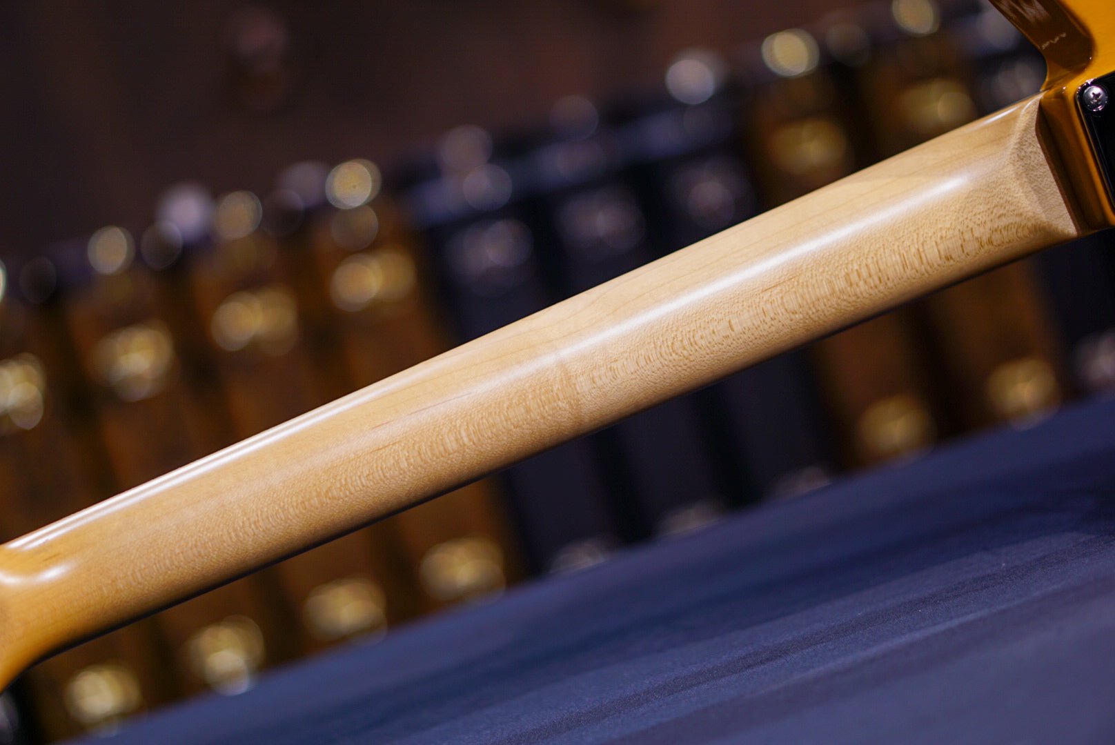 Suhr Classic T Custom Antique Trans butterscotch 82975