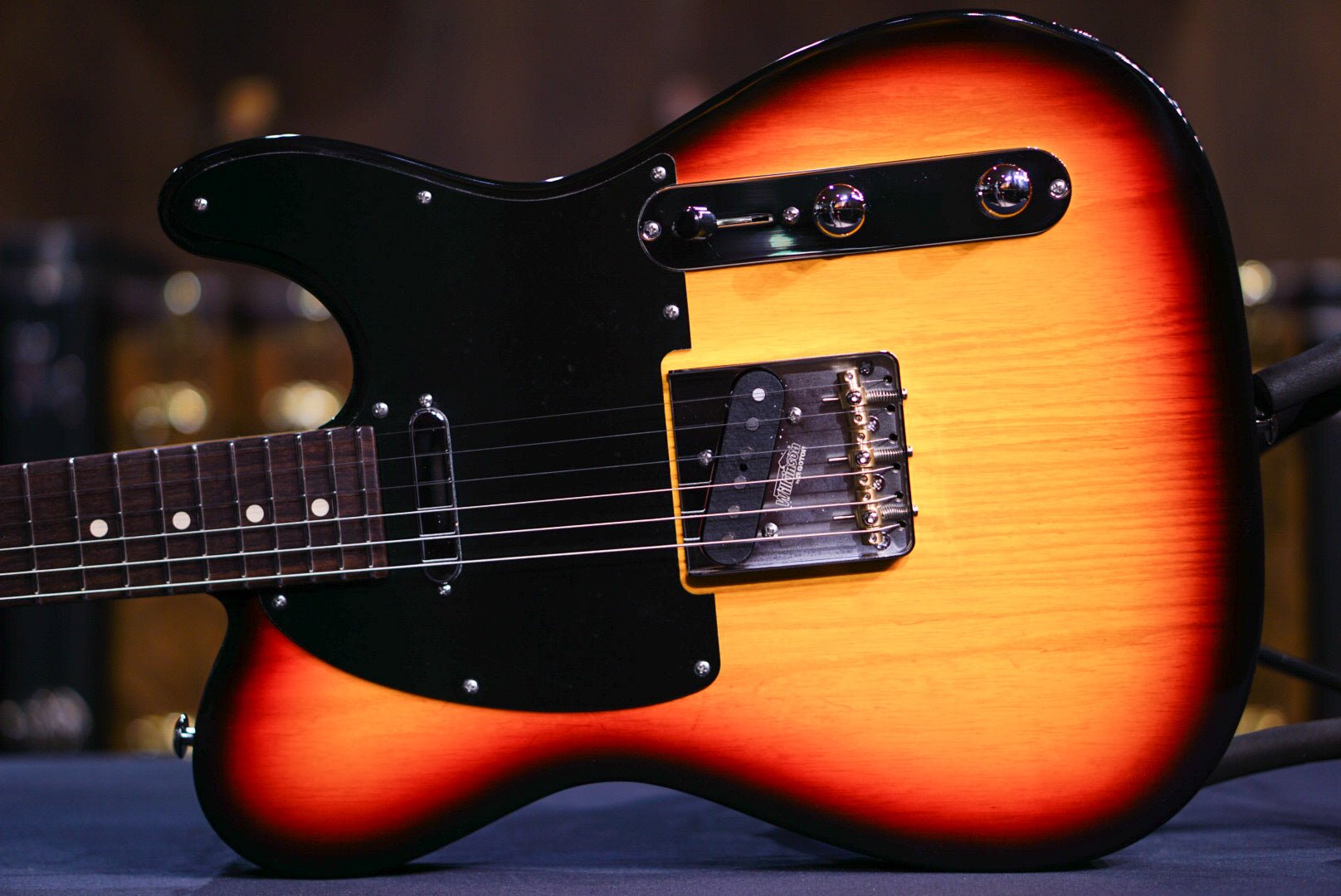 Suhr Classic T Custom Antique 3 Tone Burst 82980