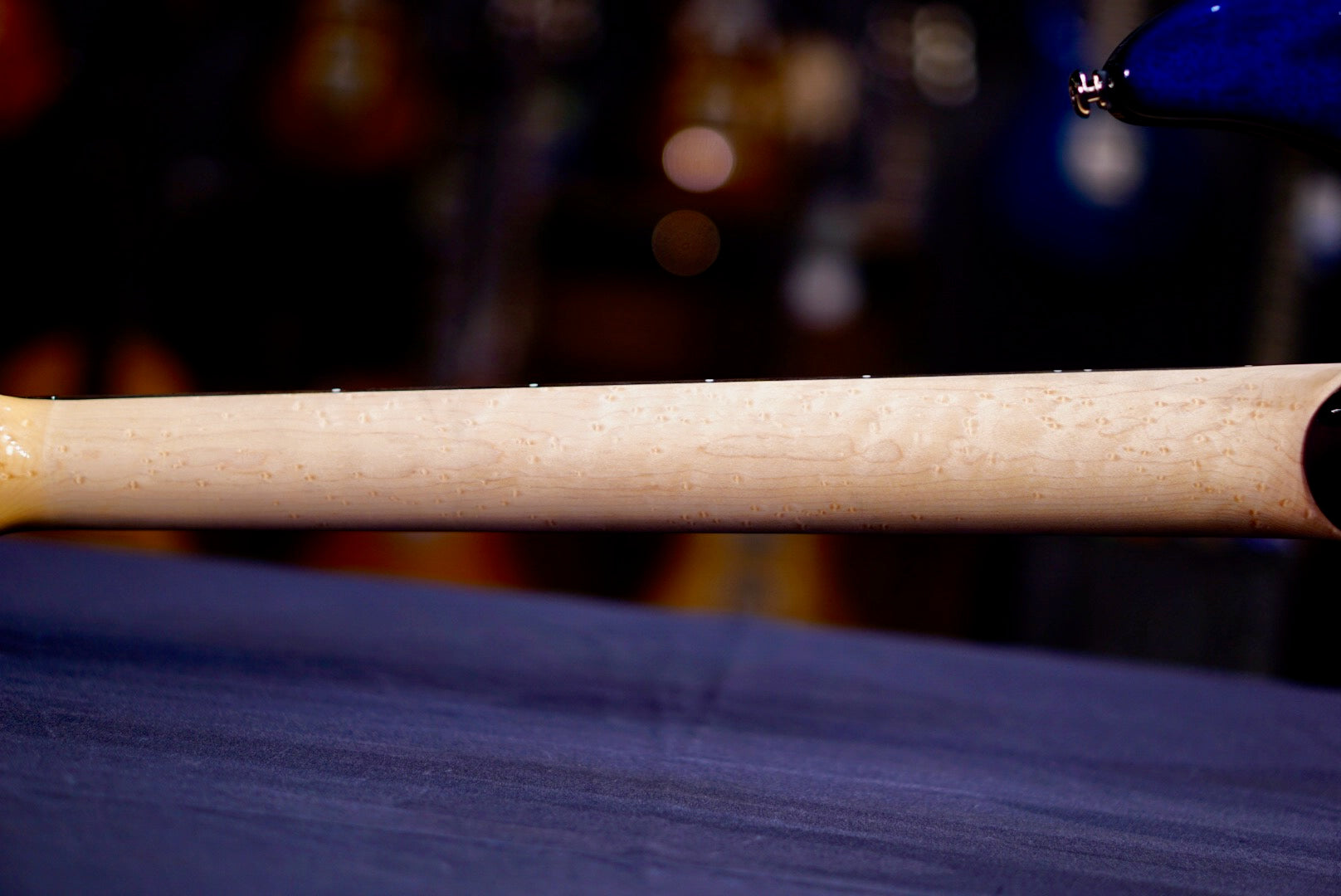 Ernie Ball Music Man Luke 4 HSS Green Tide D01306