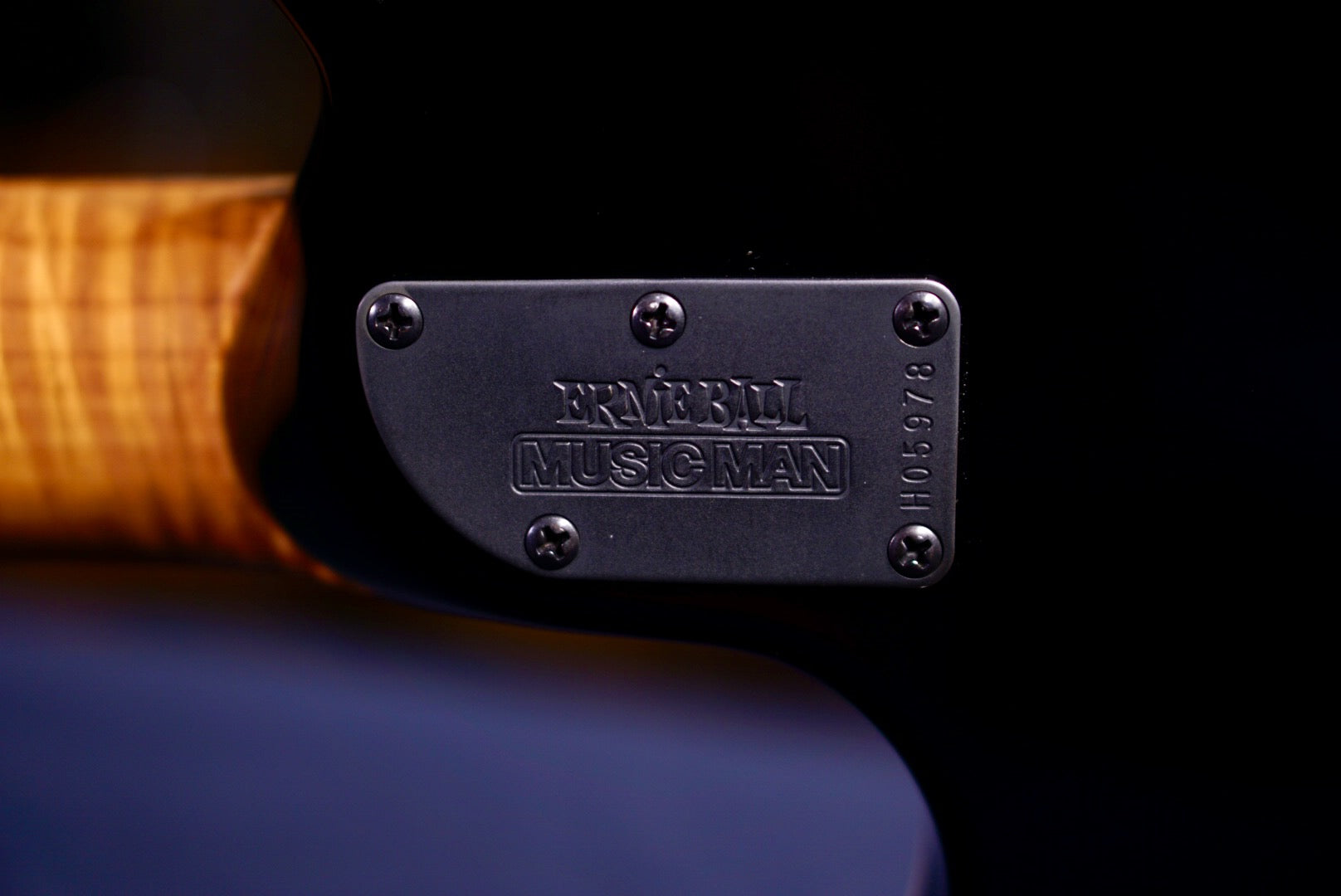 Ernie Ball Music Man Axis Super Sport Matcha Flame H05978