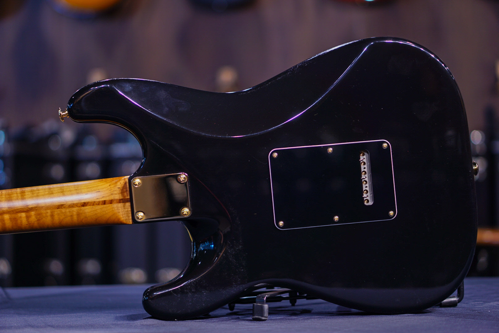 Suhr Classic custom black beauty 77699 - HIENDGUITAR SUHR GUITAR