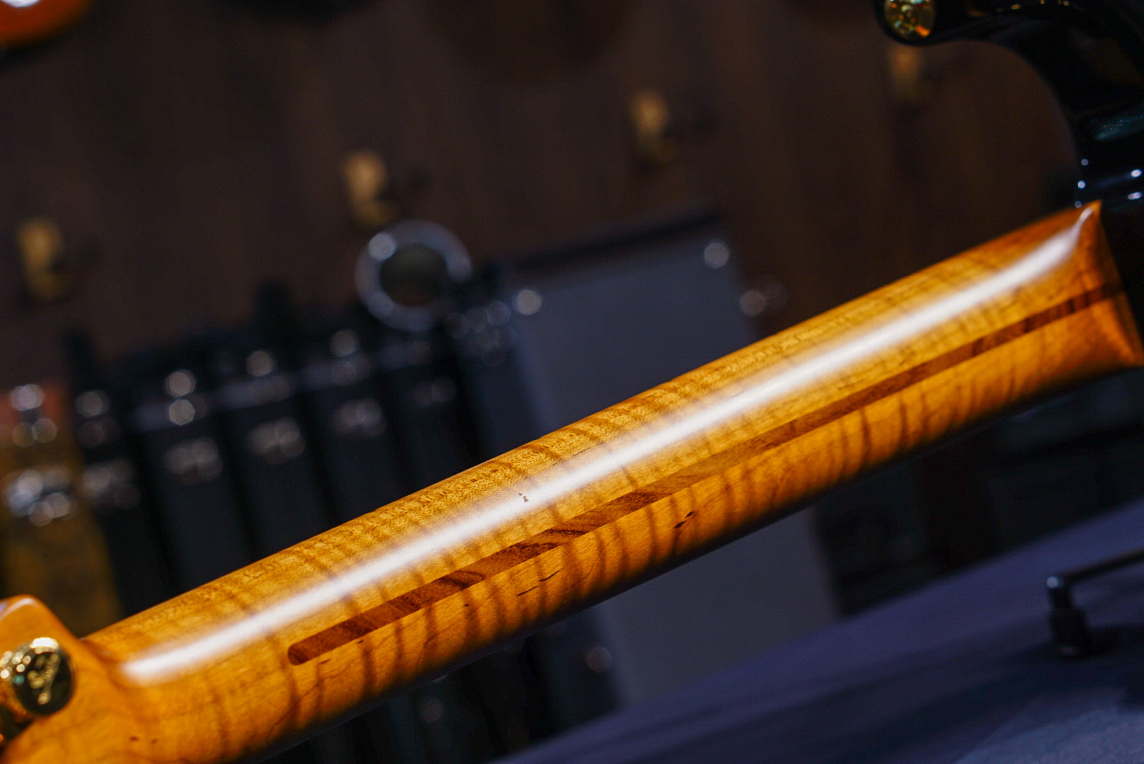 Suhr Classic custom black beauty 77699 - HIENDGUITAR SUHR GUITAR