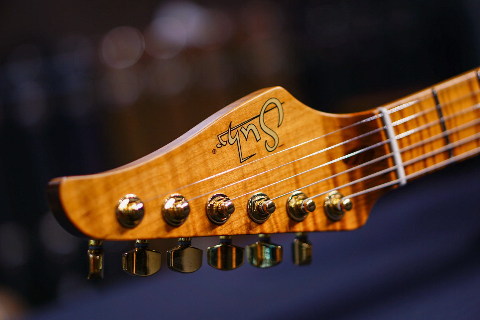 Suhr Classic custom 2 tone tobacco burst gold package 77700 - HIENDGUITAR SUHR GUITAR