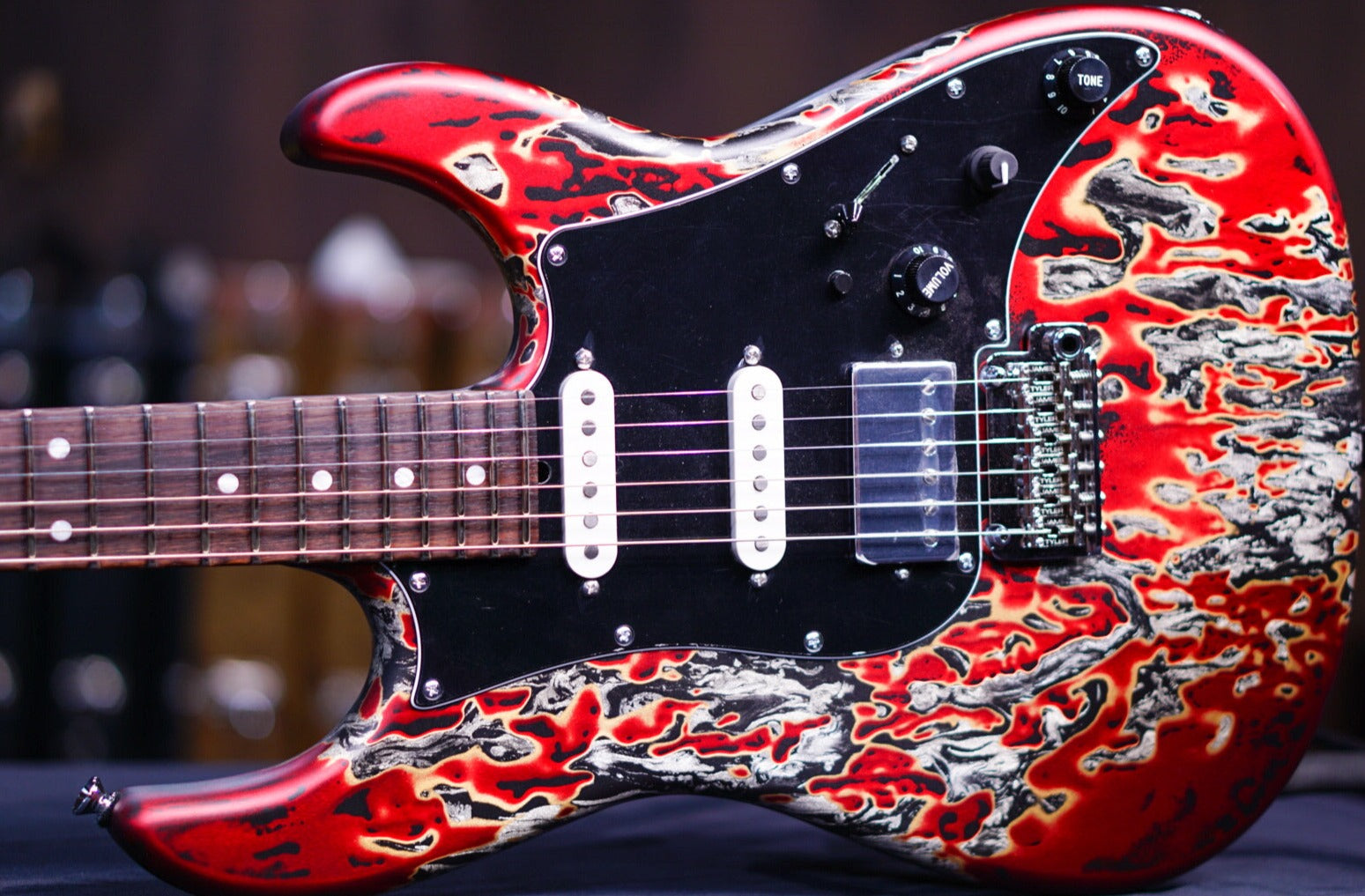 James tyler Studio Elite Burning Water 2K 23328 - HIENDGUITAR James Tyler GUITAR