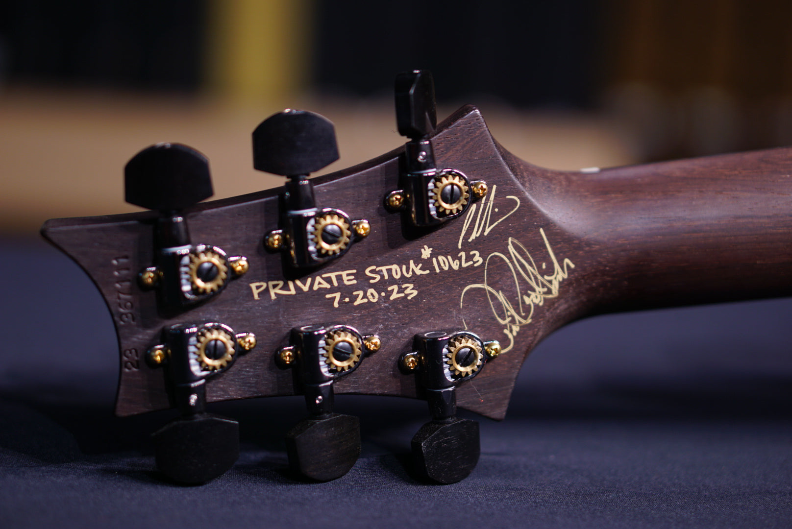 PRS Private stock modern eagle V in sub zero glow - HIENDGUITAR PRS GUITAR