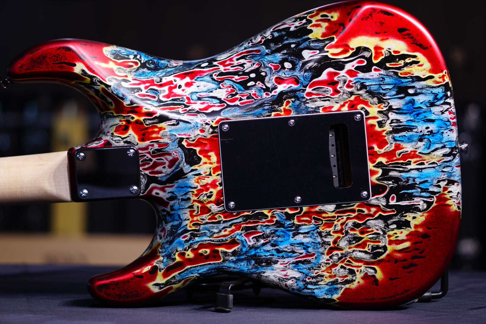 James tyler Studio Elite Burning Water 23327 - HIENDGUITAR James Tyler GUITAR