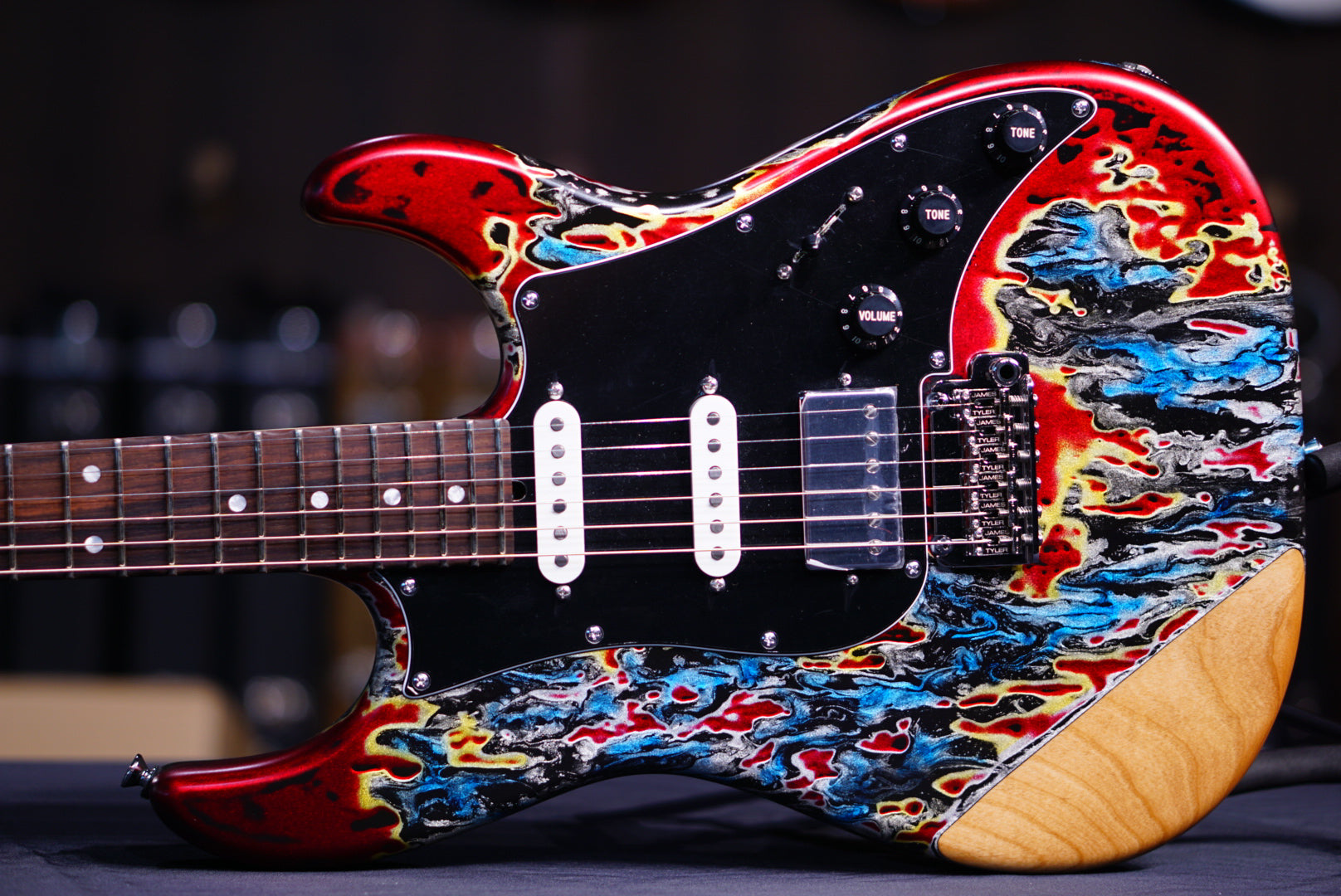 James tyler Studio Elite Burning Water 23327 - HIENDGUITAR James Tyler GUITAR