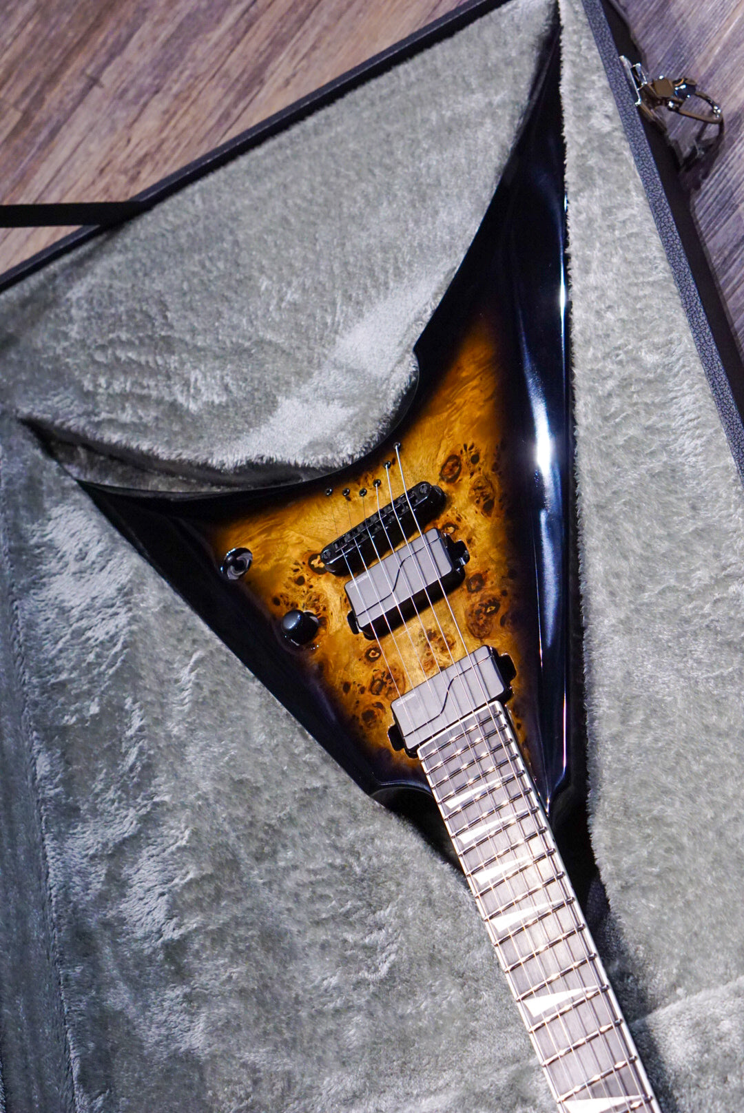 ESP E-II ARROW NT Nebula Blackburst ES4494223 - HIENDGUITAR E-II GUITAR