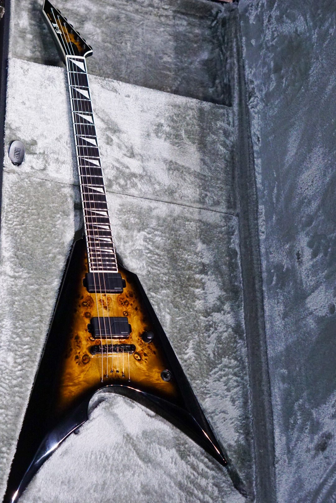 ESP E-II ARROW NT Nebula Blackburst ES4494223 - HIENDGUITAR E-II GUITAR