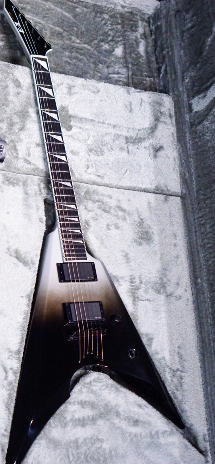 ESP E-II ARROW FR Black silver fade ES4461223 - HIENDGUITAR E-II GUITAR