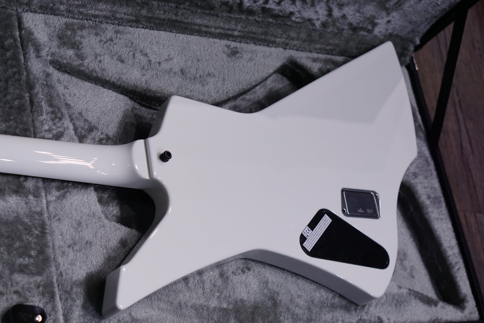 ESP SNAKEBYTE - Snow White James hetfield signature E2710232 - HIENDGUITAR ESP GUITAR