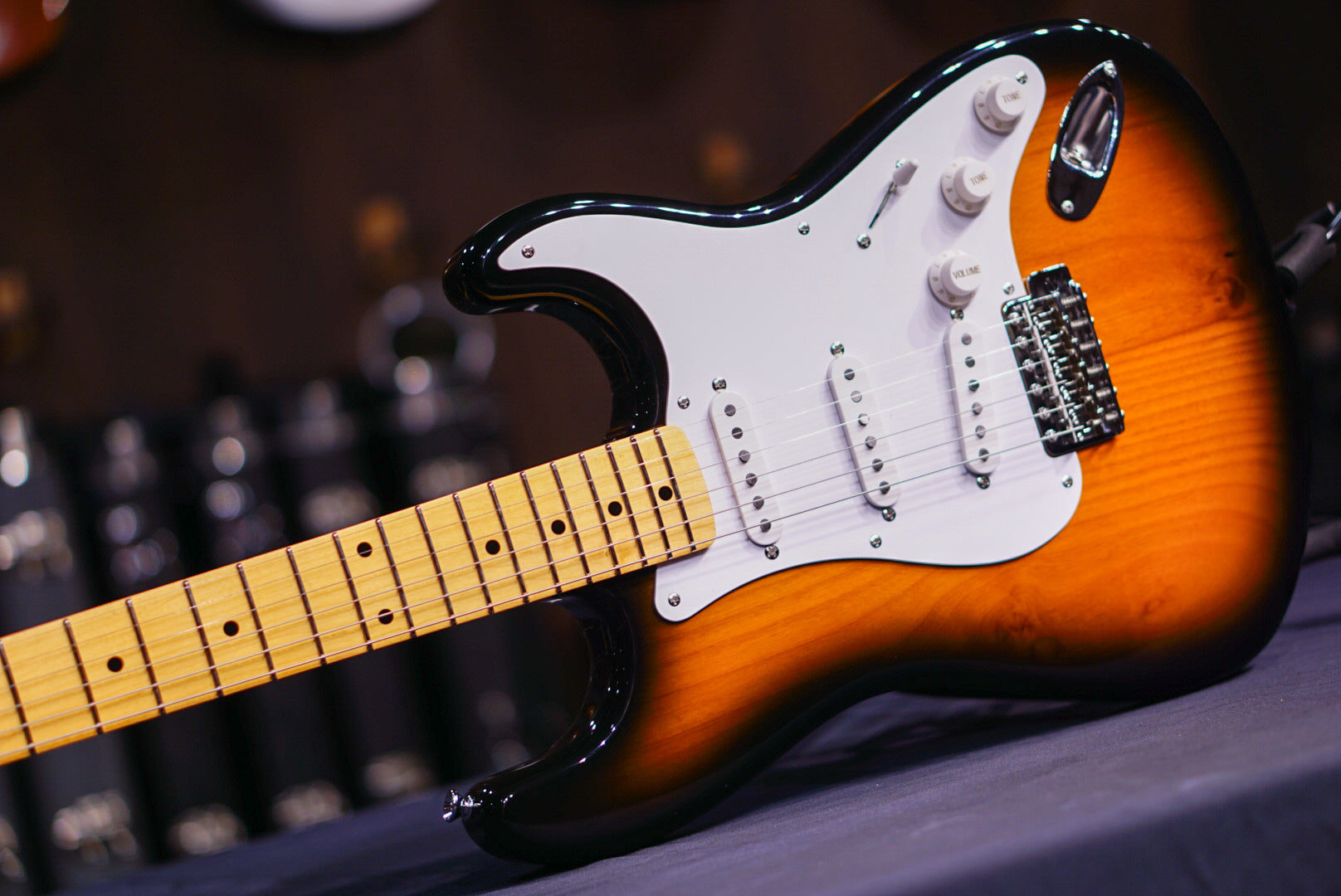 ESP Edwards E-ST-125ALM 2 tone sunburst ED2432223 - HIENDGUITAR EDWARDS GUITAR