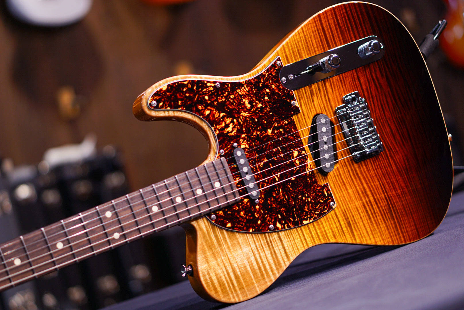 Tom Anderson Top T Classic Tiger Eye Surf 04-26-23P - HIENDGUITAR Anderson GUITAR