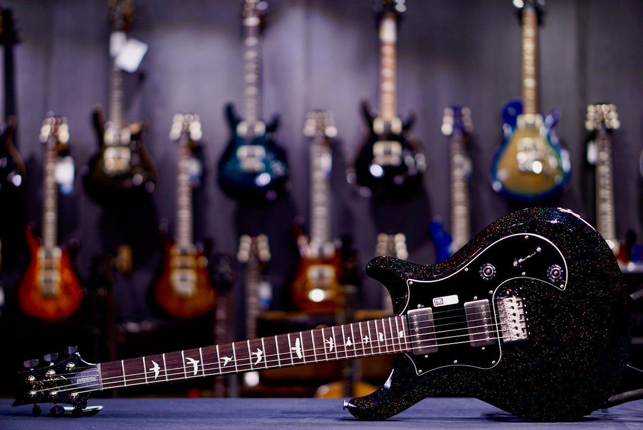 PRS S2 Standard 24 Black Rainbow Holoflake S2084801