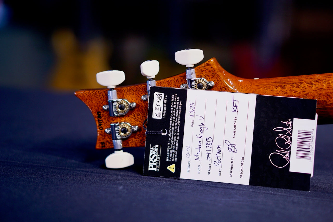 PRS Modern Eagle V Black Rainbow Holoflake w Natural Back 0417813