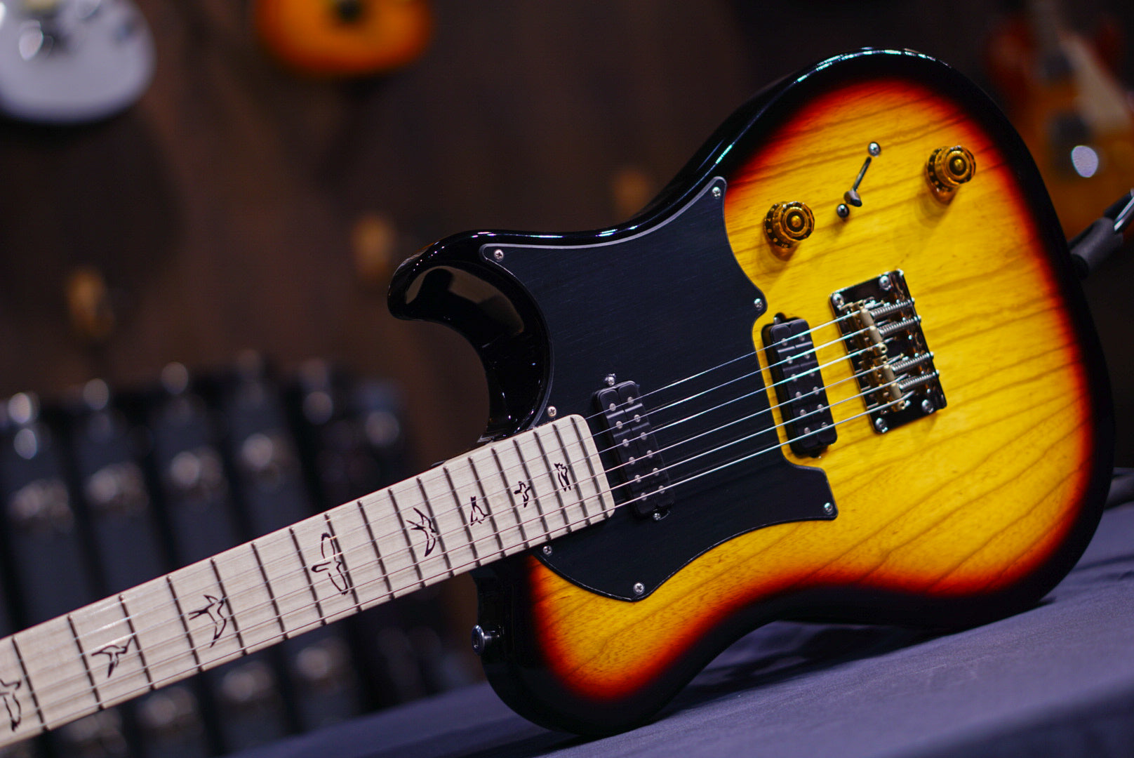 PRS Myles Kennedy Tri-Color Sunburst 0368737 - HIENDGUITAR PRS GUITAR