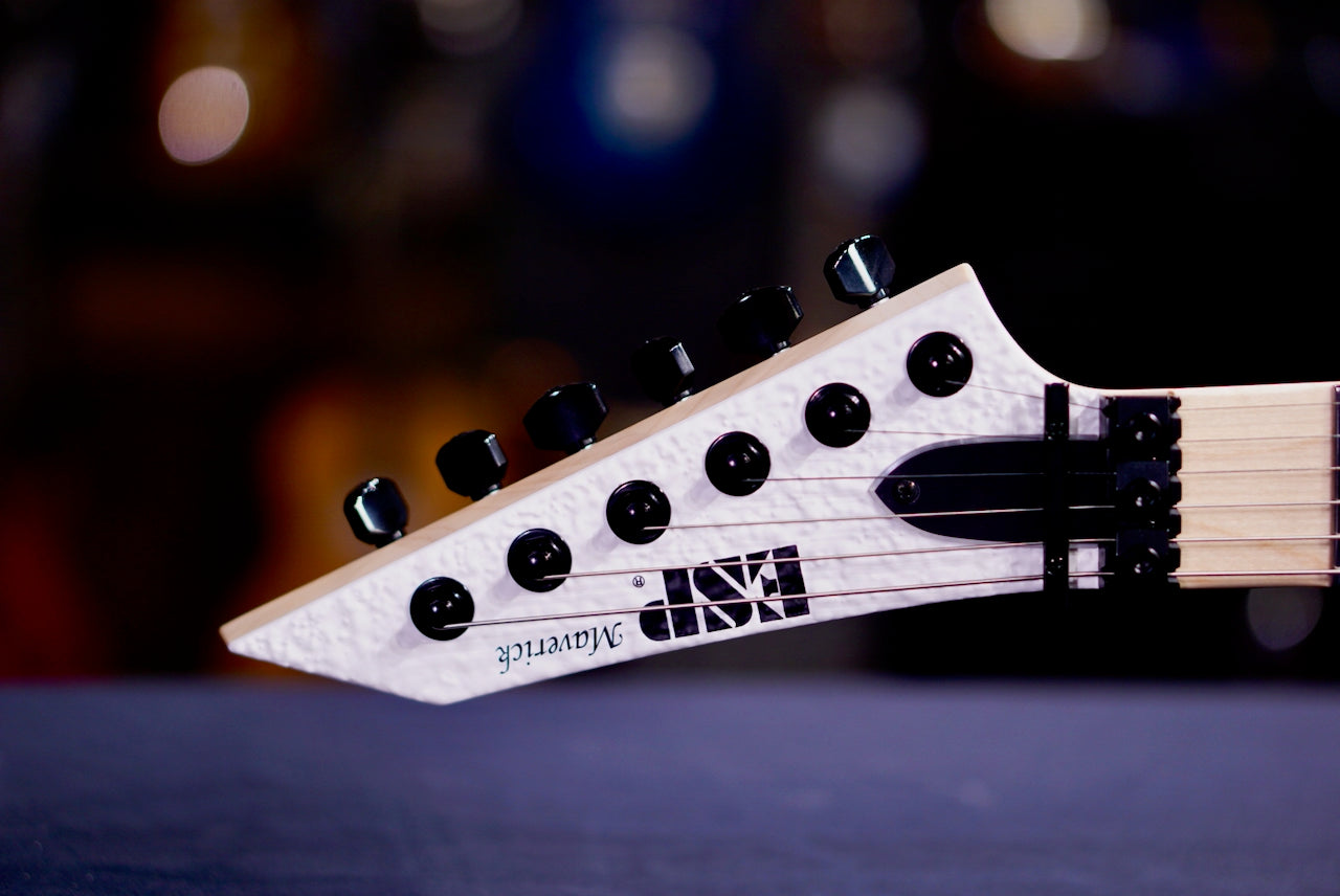 ESP Maverick Cast Metal white E9801252