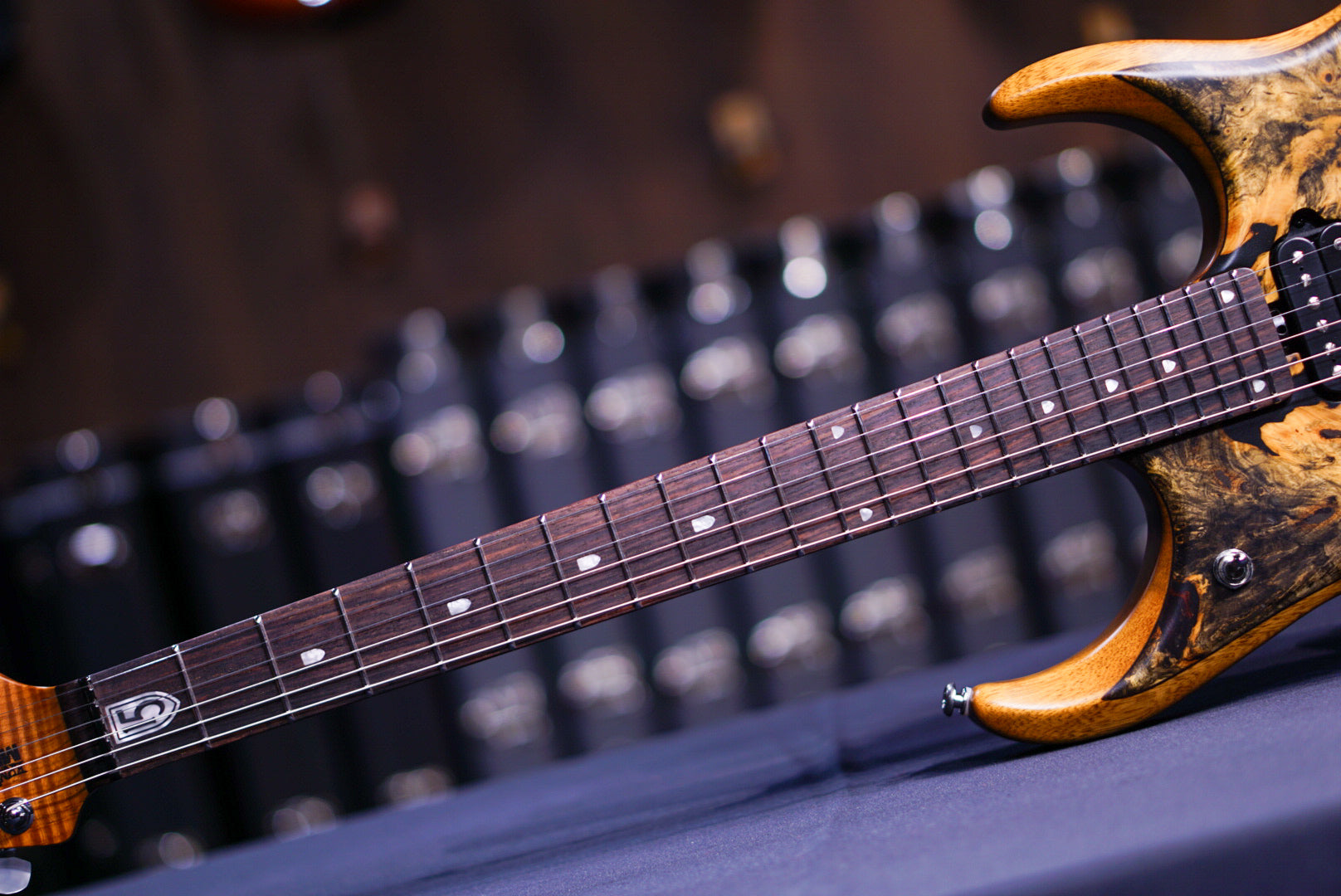 Ernie Ball Music Man JP15 - Butterscotch Burl BFR D00783 - HIENDGUITAR Musicman GUITAR