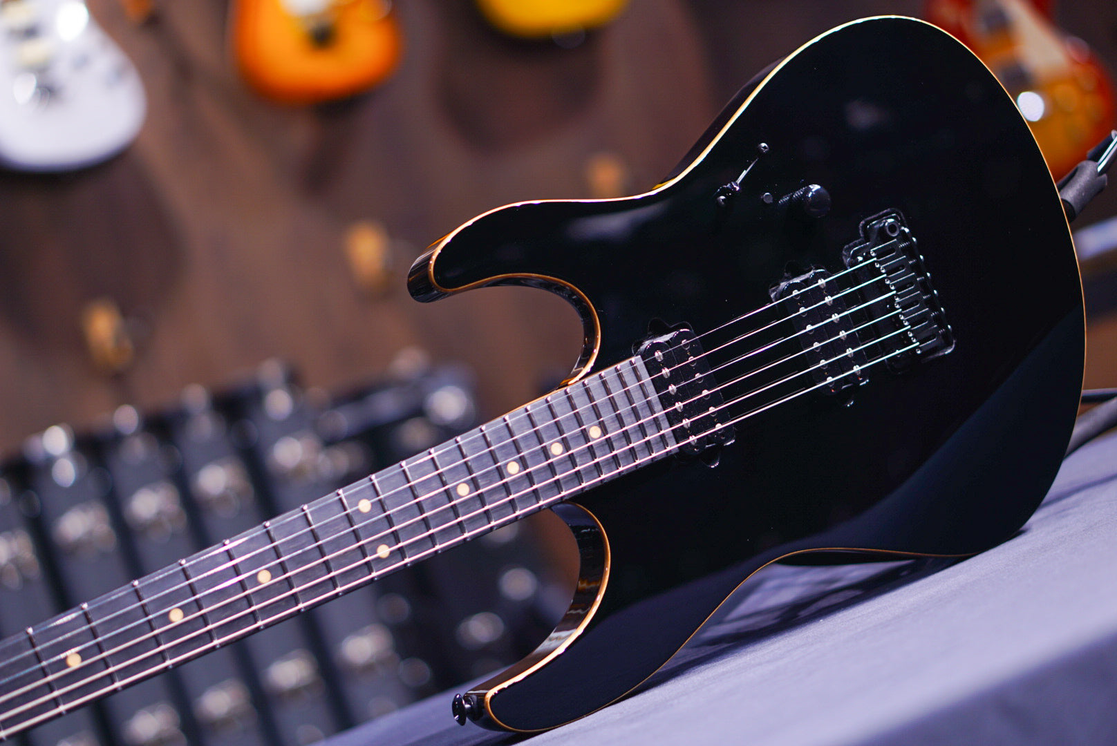 Suhr James Robert Ivanyi modern signature series 77344 - HIENDGUITAR SUHR GUITAR