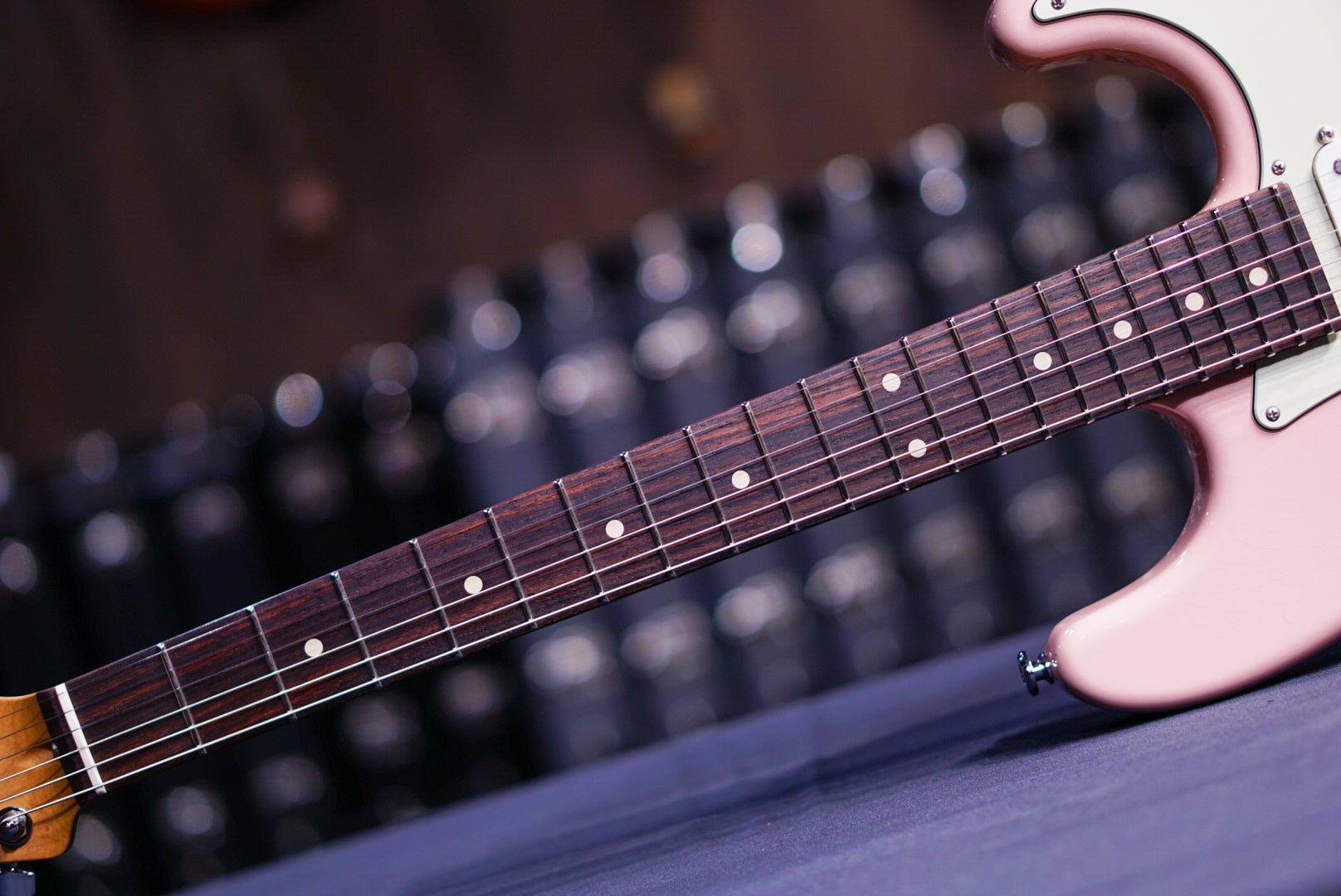 Suhr Mateus asato classic S shell pink 77344 - HIENDGUITAR SUHR guitar