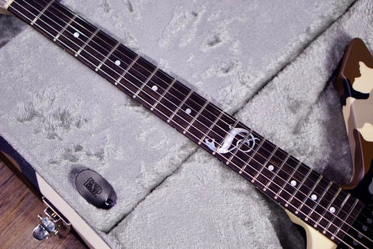 ESP SNAKEBYTE CAMO James hetfield signature E07001242