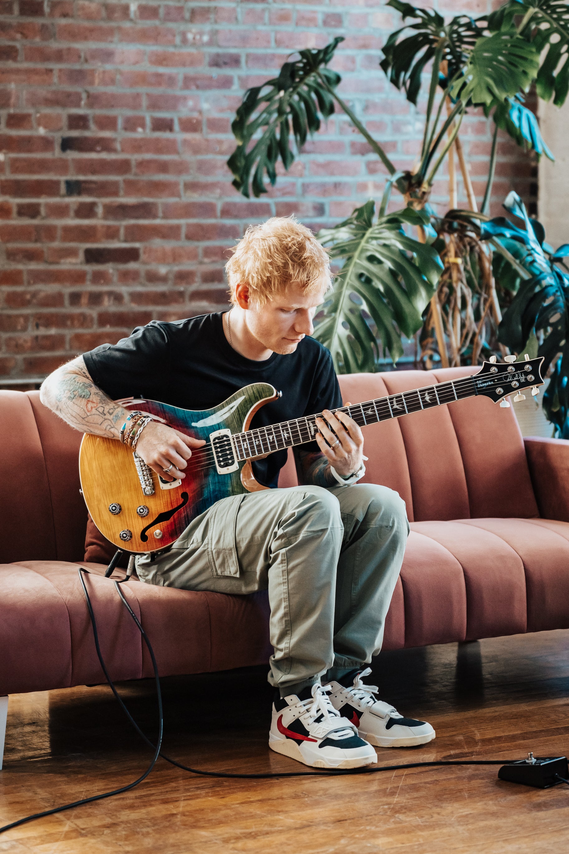 PRS SE Ed Sheeran Hollowbody I Baritone Piezo Kaleidoscope