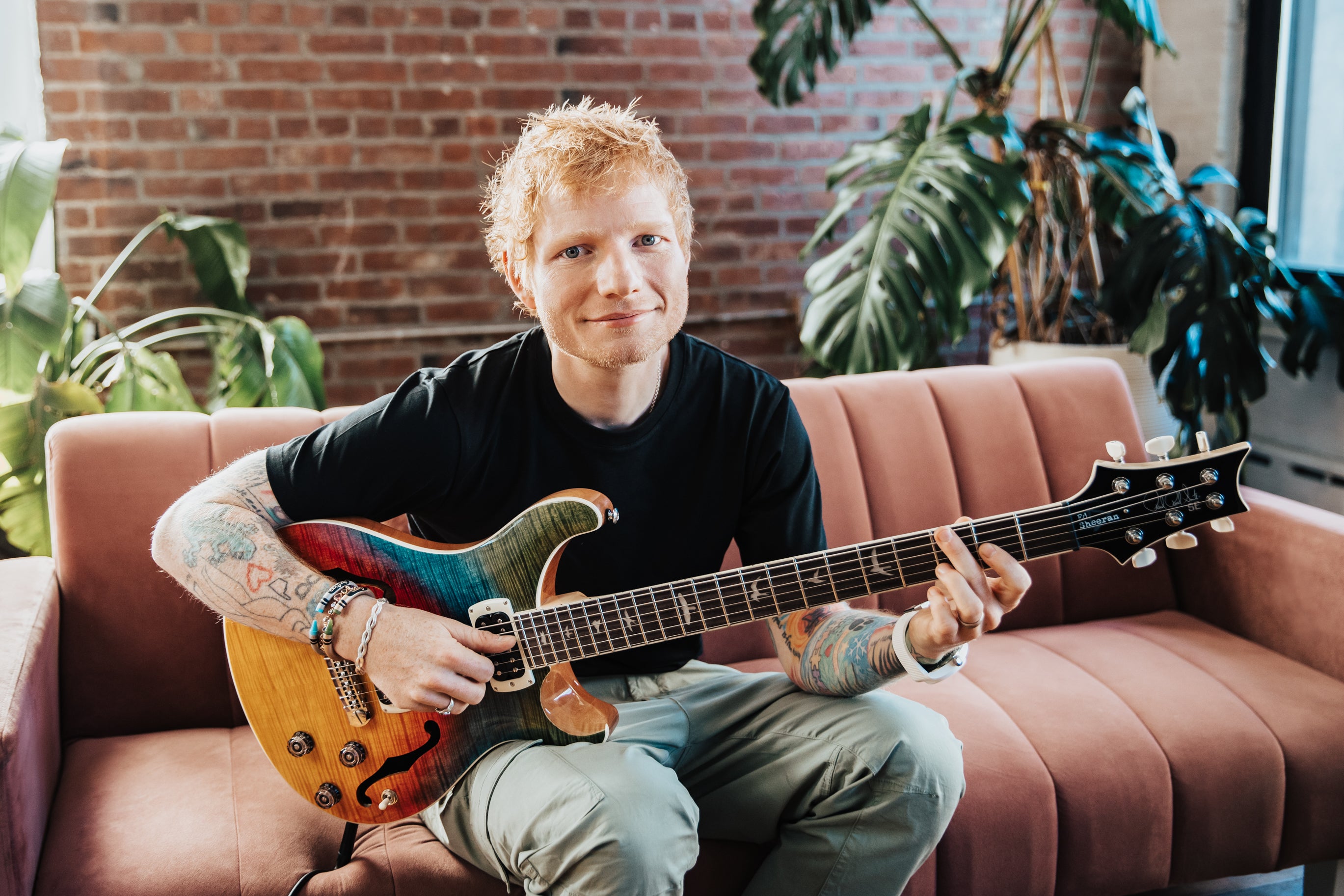 PRS SE Ed Sheeran Hollowbody I Baritone Piezo Kaleidoscope
