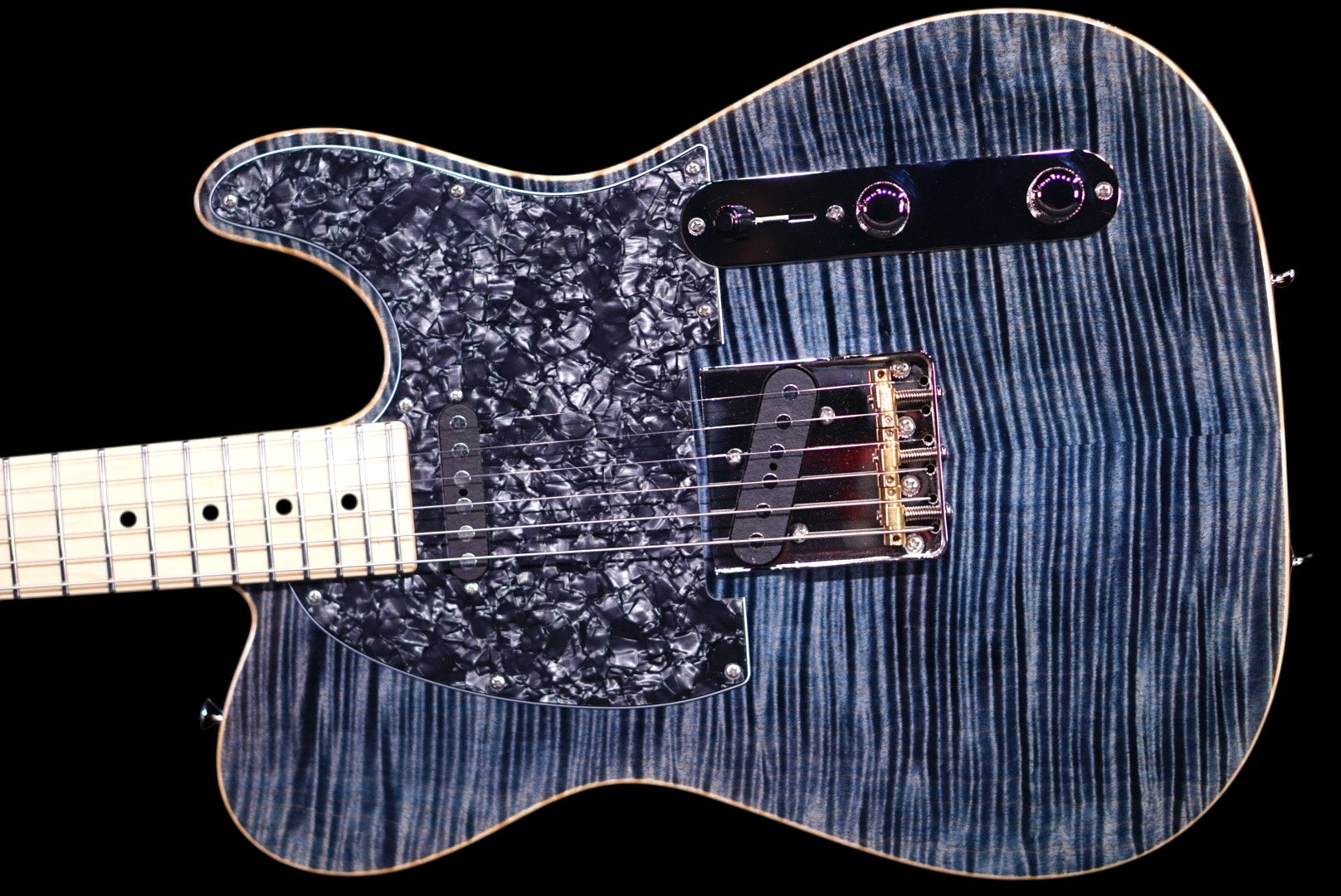 Tom Anderson Top T Icon Atlantic Storm 03-12-25A